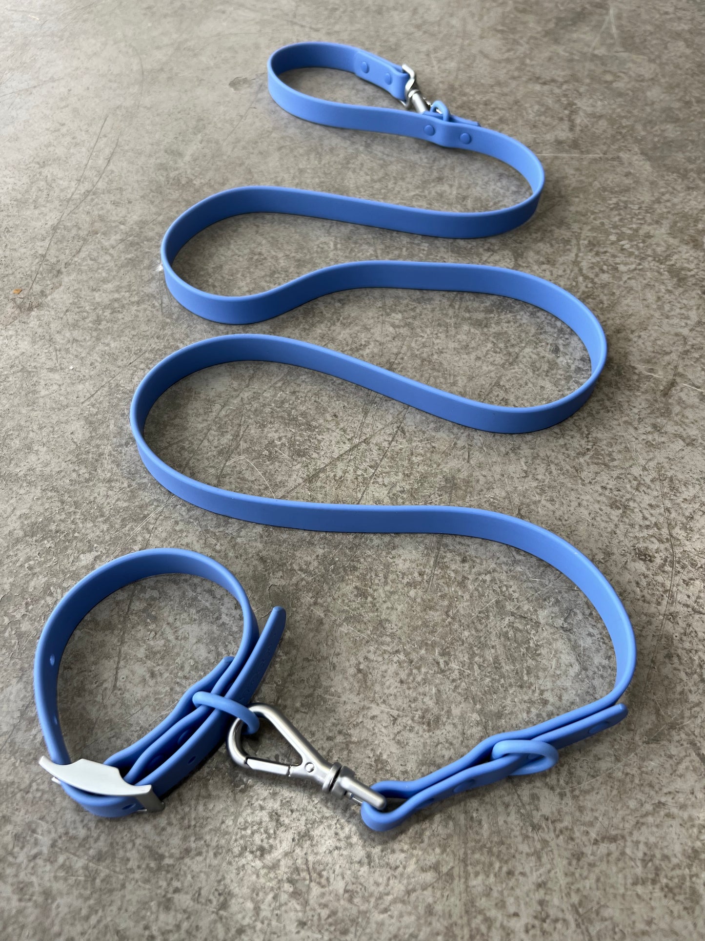 Ocean Blue Waterproof Lead